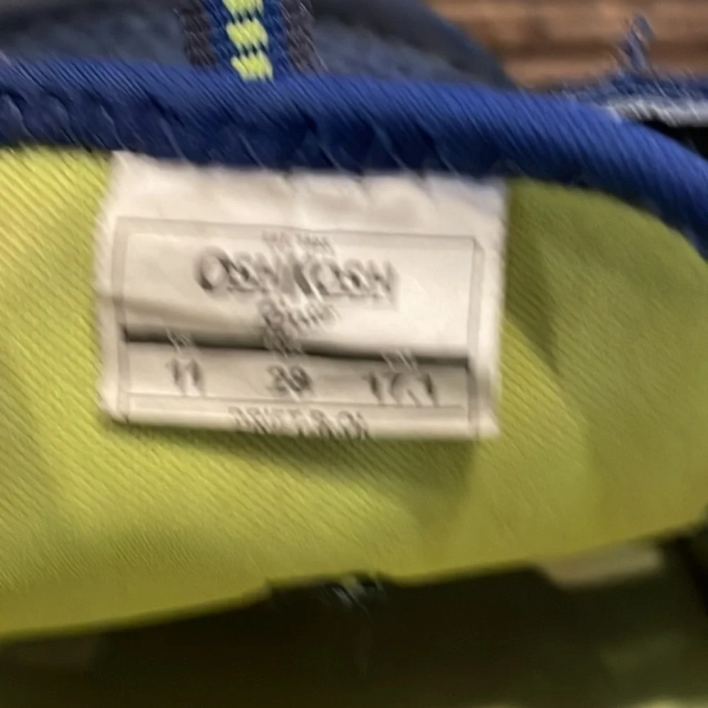 Osh gosh water shoes sandals